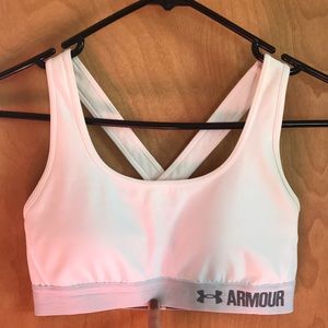 Under Armour medium-high impact Sports Bra